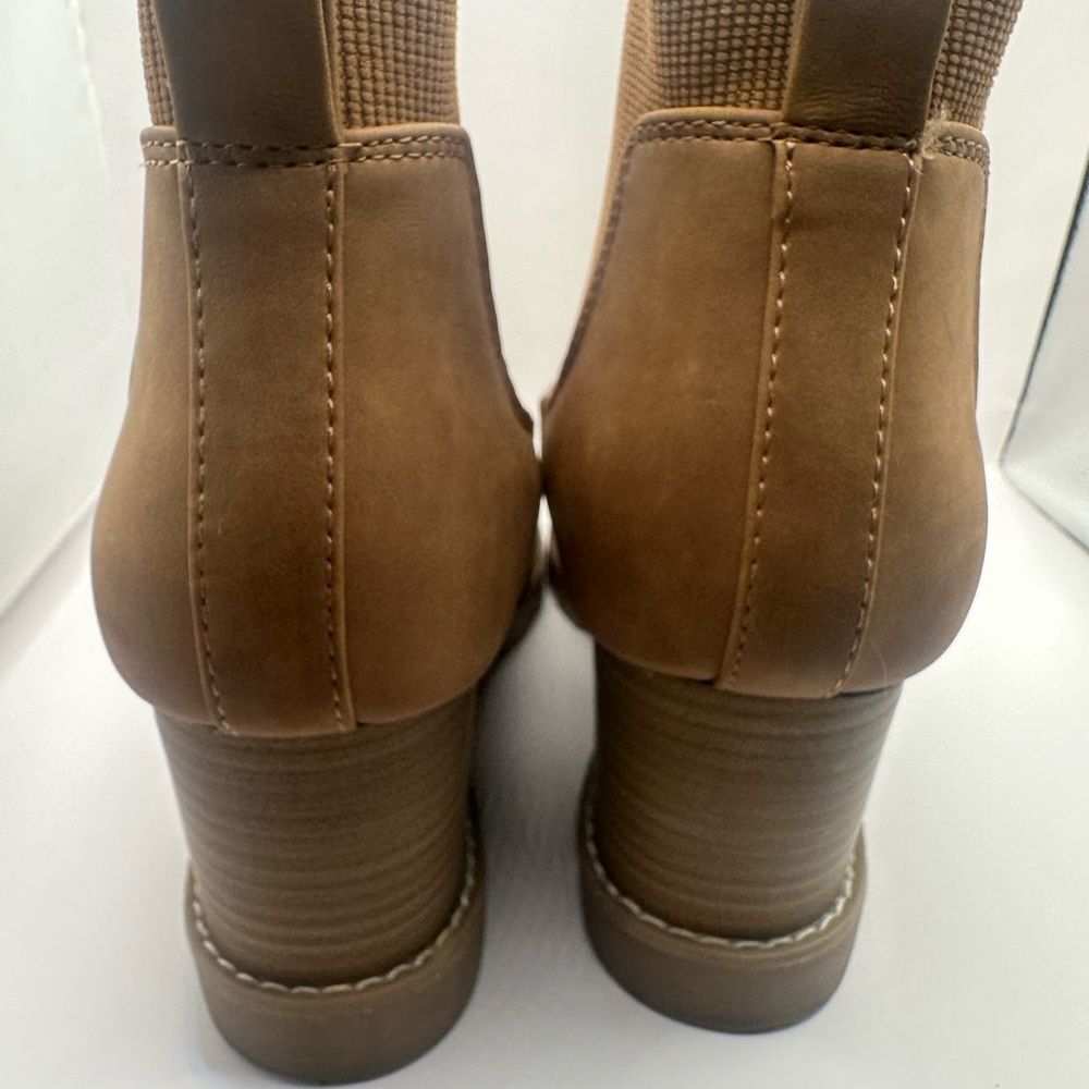 Wild Fable Brown Wedge Boots size 10 - Picture 4 of 7